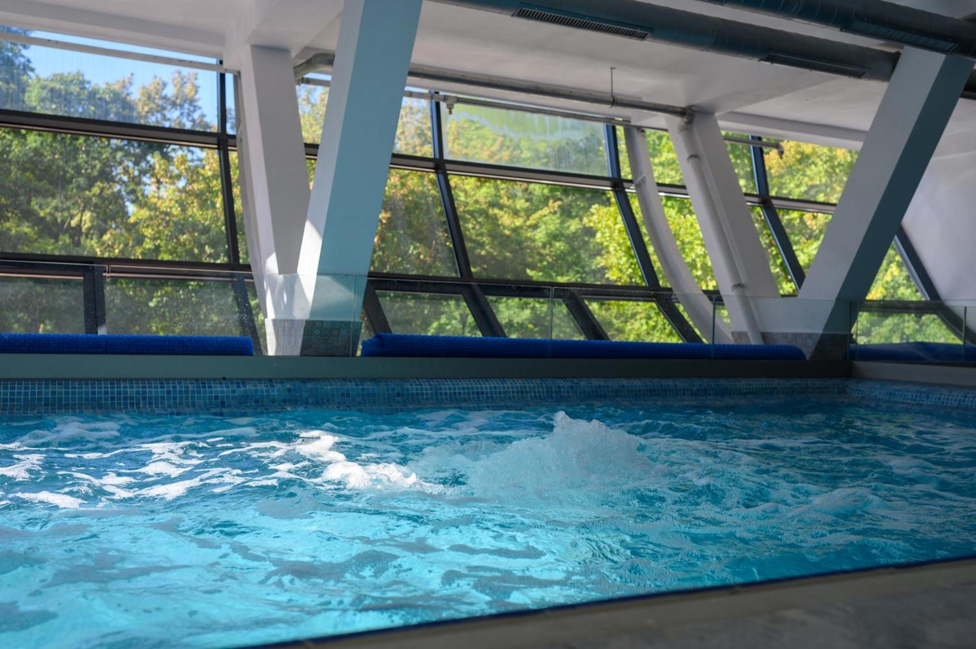 Casa Ema Pensiune & Spa Бистрица Экстерьер фото